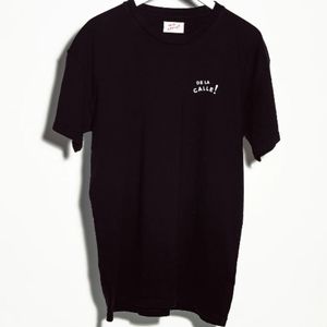 DE LA CALLA! Tee size Medium